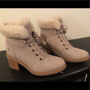 Timberland women shoe the US 6 in great condition